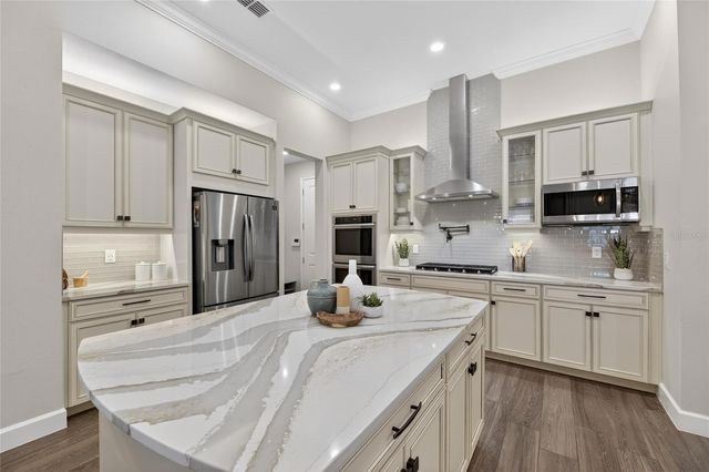 851 MANNS HARBOR DRIVE, Apollo Beach, FL 33572