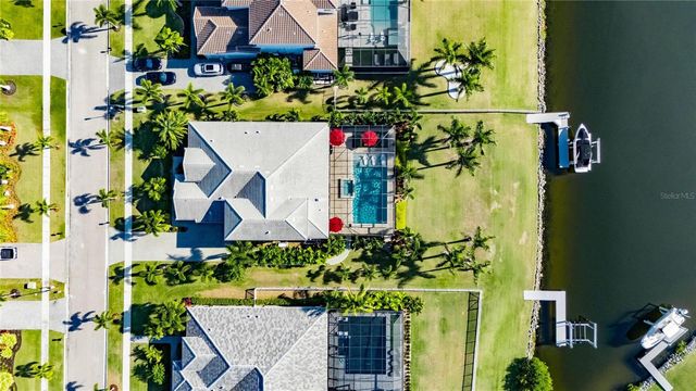 851 MANNS HARBOR DRIVE, Apollo Beach, FL 33572