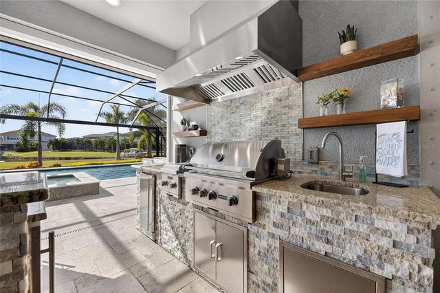 851 MANNS HARBOR DRIVE, Apollo Beach, FL 33572