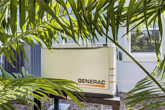 851 MANNS HARBOR DRIVE, Apollo Beach, FL 33572