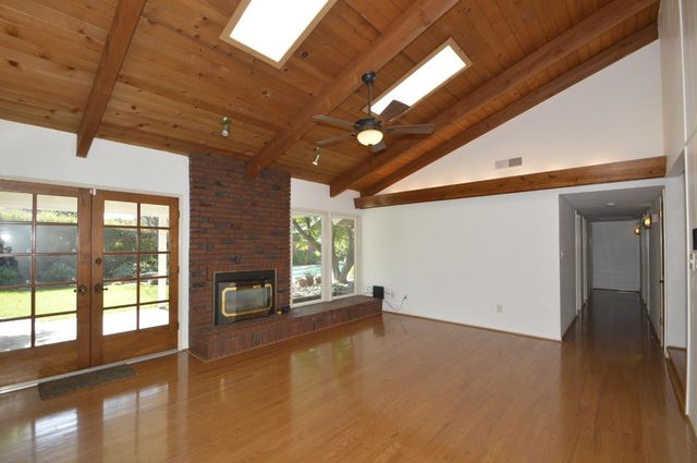 6696 N Malsbary Avenue, Fresno, CA 93711