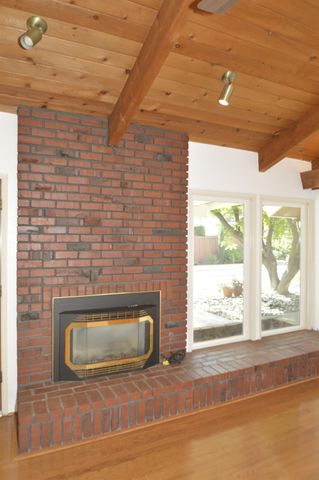 6696 N Malsbary Avenue, Fresno, CA 93711