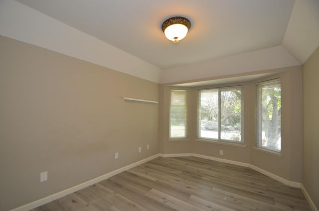 6696 N Malsbary Avenue, Fresno, CA 93711