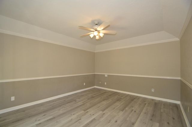 6696 N Malsbary Avenue, Fresno, CA 93711