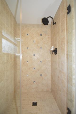 6696 N Malsbary Avenue, Fresno, CA 93711