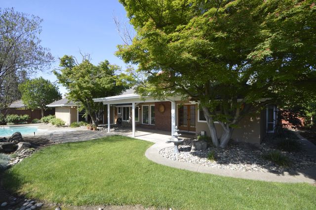 6696 N Malsbary Avenue, Fresno, CA 93711