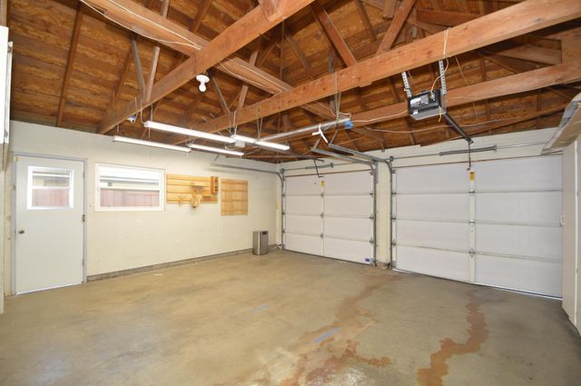 6696 N Malsbary Avenue, Fresno, CA 93711