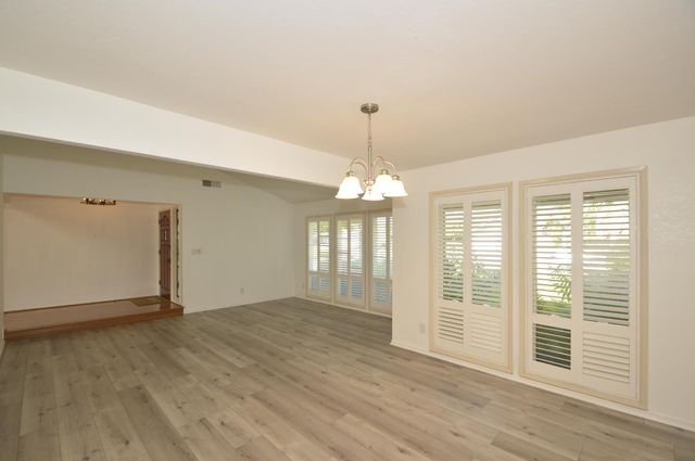 6696 N Malsbary Avenue, Fresno, CA 93711