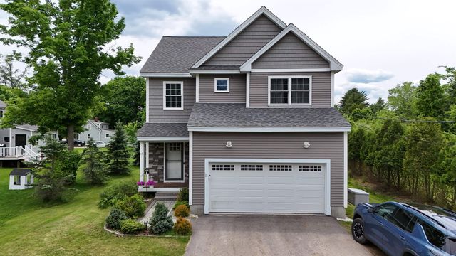 15 Chandler Way, Dover, NH 03820