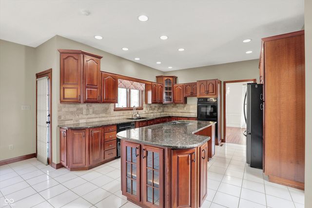 7225 Elm Ridge Drive, Indianapolis, IN 46236