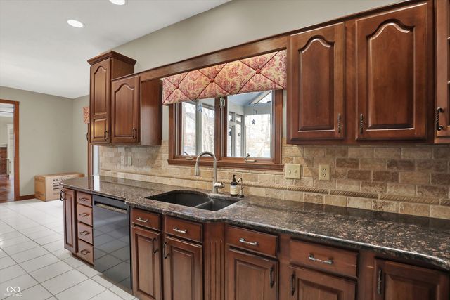 7225 Elm Ridge Drive, Indianapolis, IN 46236