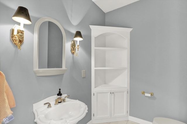 7225 Elm Ridge Drive, Indianapolis, IN 46236