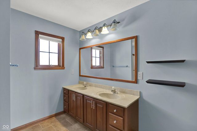 7225 Elm Ridge Drive, Indianapolis, IN 46236