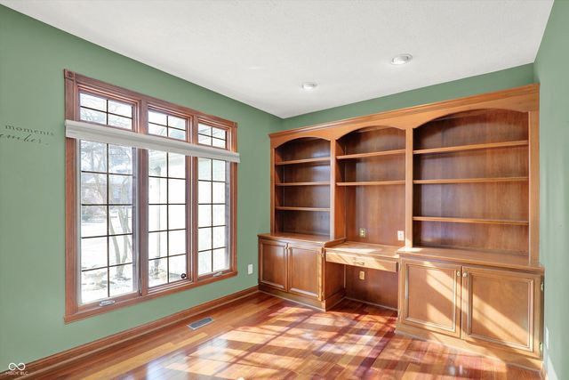 7225 Elm Ridge Drive, Indianapolis, IN 46236