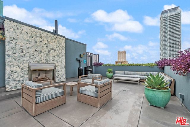 849 S Broadway M09, Los Angeles, CA 90014