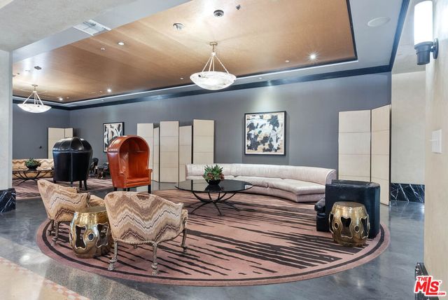 849 S Broadway M09, Los Angeles, CA 90014