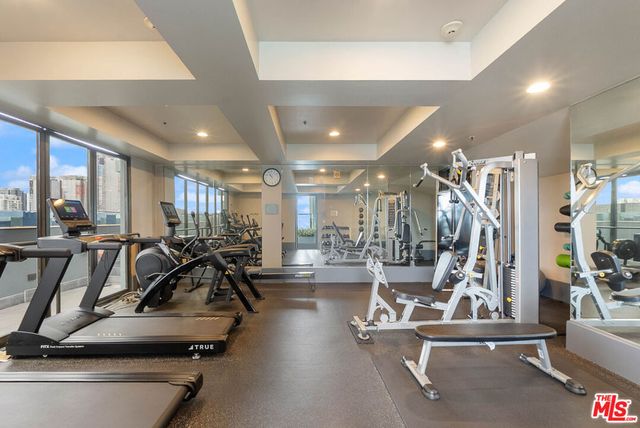 849 S Broadway M09, Los Angeles, CA 90014