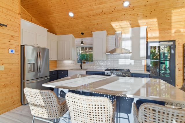 15 Lakeridge Point, Lumberton, MS 39455