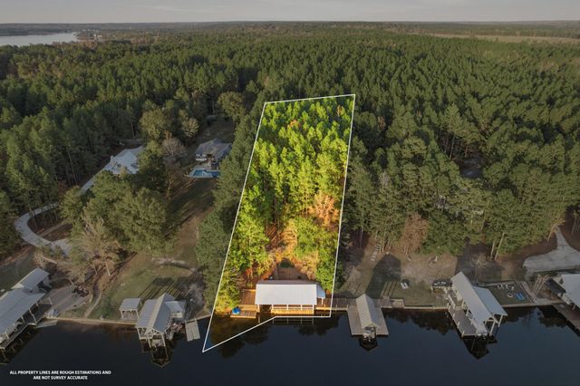 15 Lakeridge Point, Lumberton, MS 39455