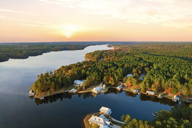 15 Lakeridge Point, Lumberton, MS 39455