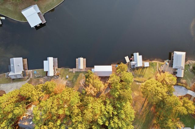 15 Lakeridge Point, Lumberton, MS 39455