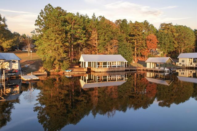 15 Lakeridge Point, Lumberton, MS 39455