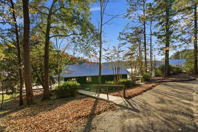 15 Lakeridge Point, Lumberton, MS 39455