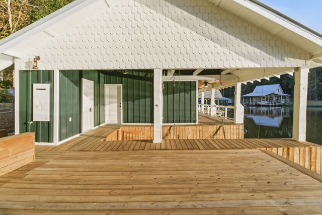 15 Lakeridge Point, Lumberton, MS 39455