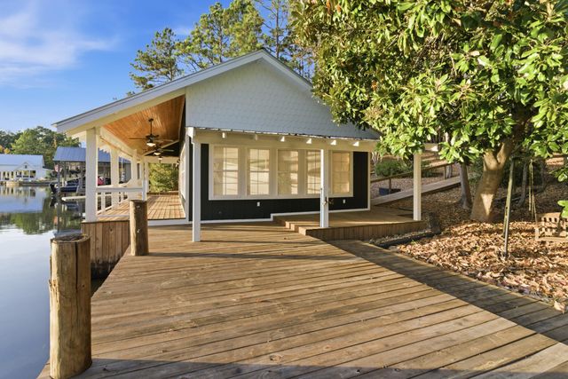 15 Lakeridge Point, Lumberton, MS 39455