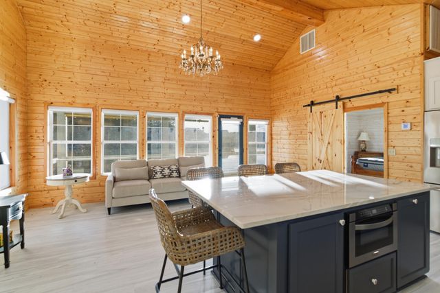 15 Lakeridge Point, Lumberton, MS 39455