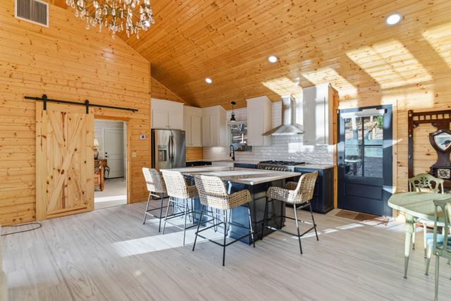 15 Lakeridge Point, Lumberton, MS 39455