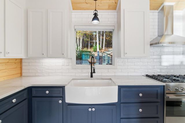 15 Lakeridge Point, Lumberton, MS 39455