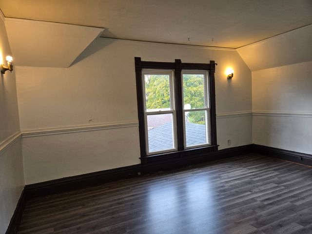 514 Washington Street, Woodstock, IL 60098