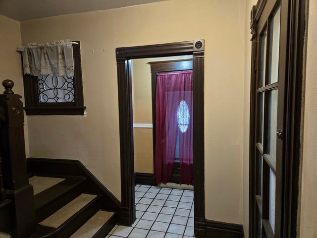 514 Washington Street, Woodstock, IL 60098