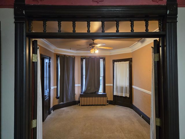 514 Washington Street, Woodstock, IL 60098