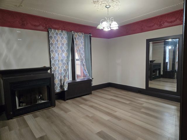 514 Washington Street, Woodstock, IL 60098