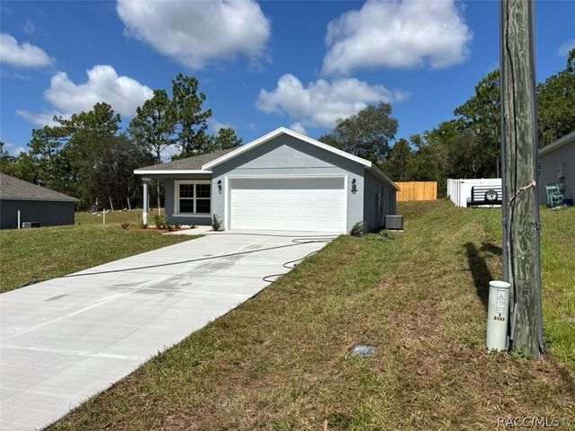 9884 N Lathyrus Terrace, Dunnellon, FL 34433