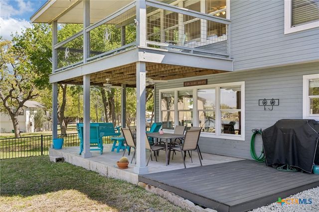 619 Clear Cove Drive, Granite Shoals, TX 78654