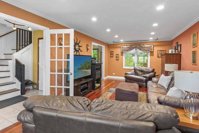 2100 59th Street, Downers Grove, IL 60516