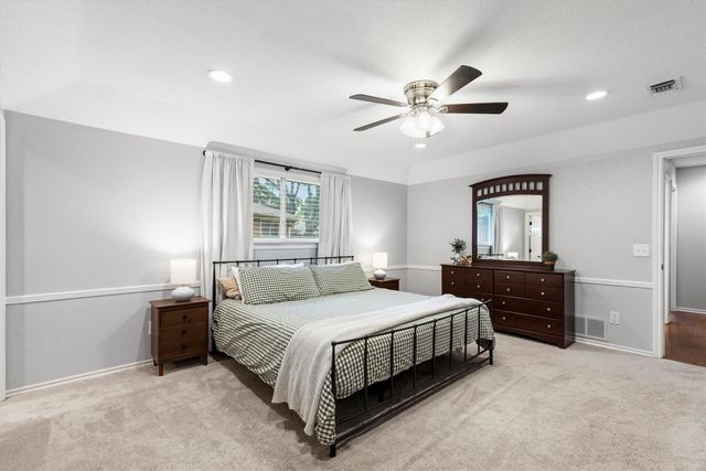 1809 Greenway Drive, Plano, TX 75075