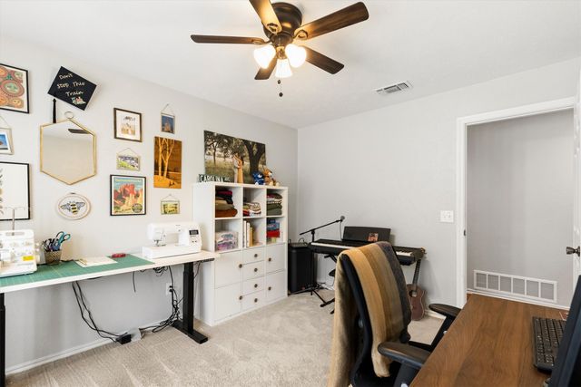 1809 Greenway Drive, Plano, TX 75075