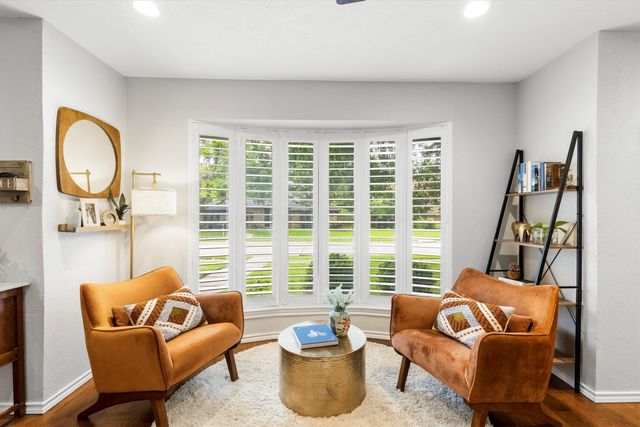 1809 Greenway Drive, Plano, TX 75075