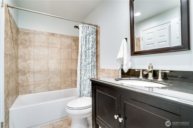 6507 185th Avenue E, Bonney Lake, WA 98391