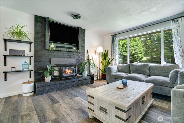 6507 185th Avenue E, Bonney Lake, WA 98391