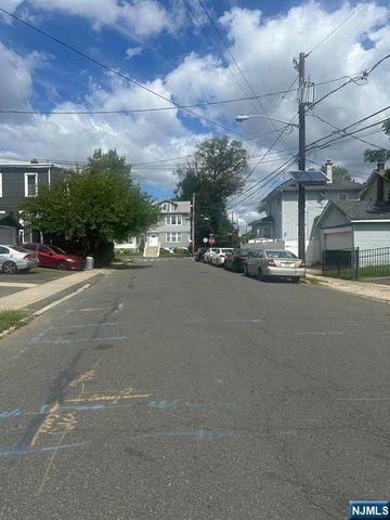 84 Tiffany Place, Maplewood, NJ 07040