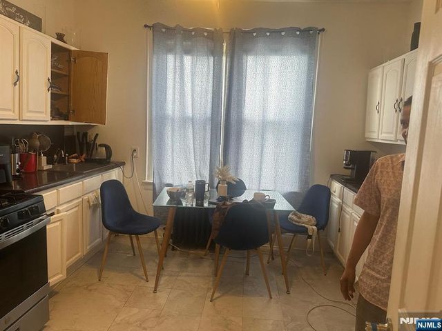 84 Tiffany Place, Maplewood, NJ 07040