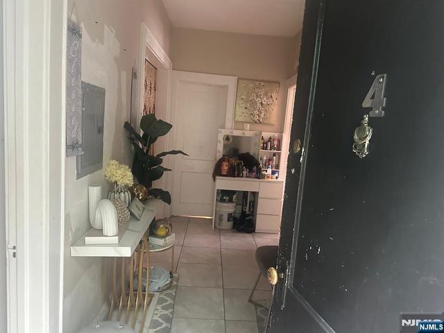 84 Tiffany Place, Maplewood, NJ 07040