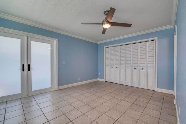 960 Flanders T, Delray Beach, FL 33484