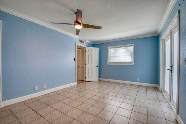 960 Flanders T, Delray Beach, FL 33484