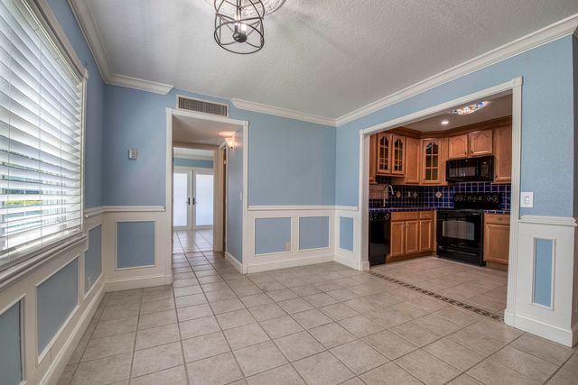 960 Flanders T, Delray Beach, FL 33484